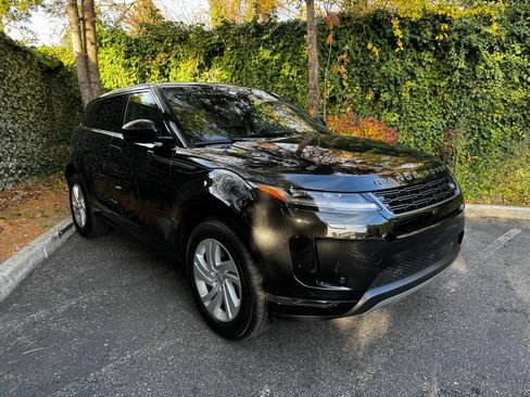 New 2026 Land Rover Range Rover Evoque S image 3