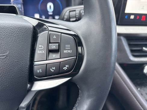 Used 2025 Ford Explorer Platinum w/ Ultimate Package image 28