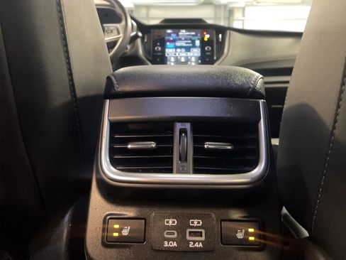 Used 2024 Subaru Legacy Limited image 8