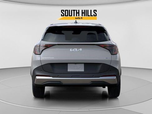 New 2026 Kia Sportage S image 5
