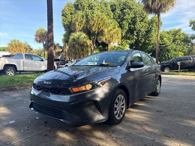Used 2024 Kia Forte LX FWD image 2