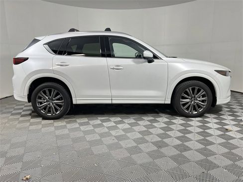 Used 2025 MAZDA CX-5 Signature image 9
