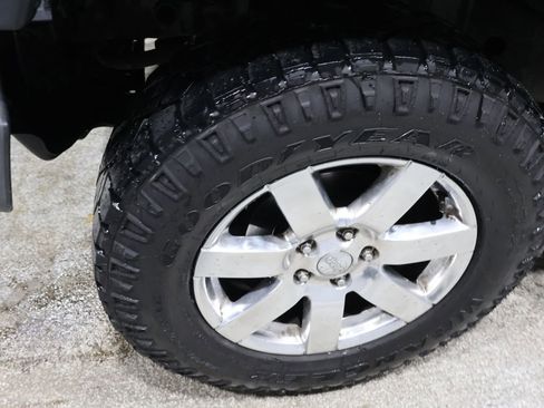 Used 2013 Jeep Wrangler Unlimited Sport image 9