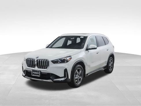 Used 2025 BMW X1 xDrive28i w/ Convenience Package image 1