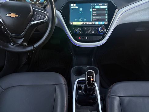 Used 2019 Chevrolet Bolt Premier w/ Infotainment Package image 15