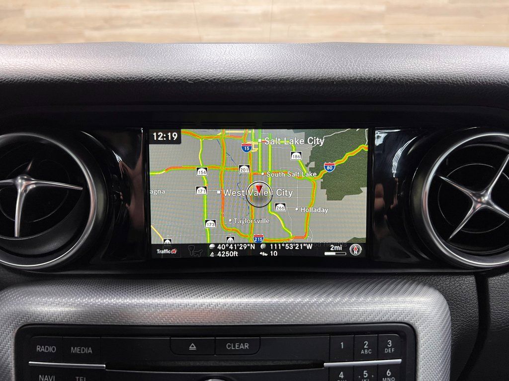 Used 2020 Mercedes-Benz SLC 300 image 15