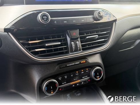 Used 2022 Ford Escape SEL AWD/4WD image 24