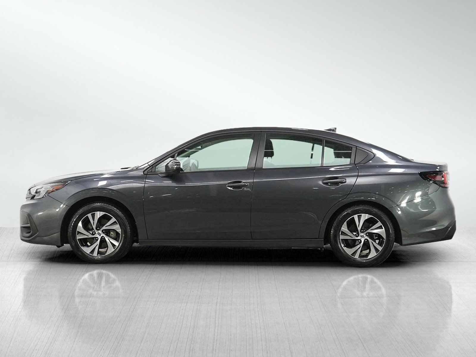 Used 2024 Subaru Legacy Premium AWD/4WD image 2