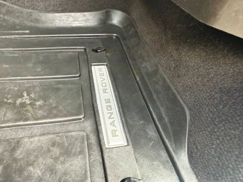 Used 2019 Land Rover Range Rover Sport HSE AWD/4WD image 18