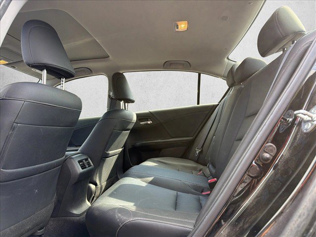 Used 2017 Honda Accord Touring image 20