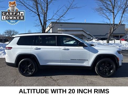 Used 2023 Jeep Grand Cherokee L Laredo AWD/4WD image 14