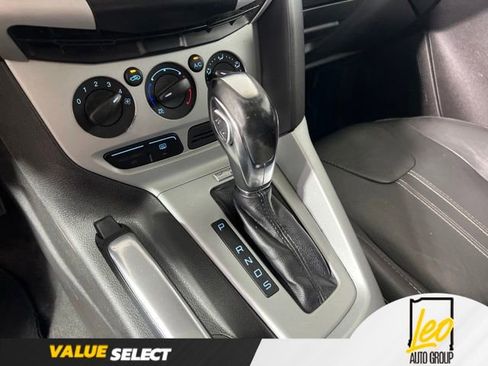 Used 2013 Ford Focus SE FWD image 25
