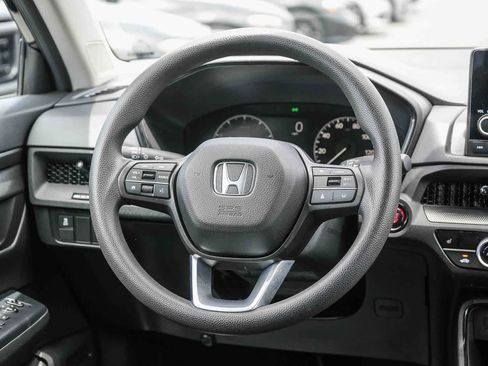 Used 2025 Honda CR-V EX image 16