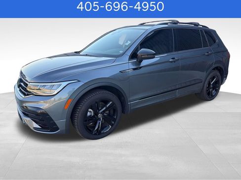 Used 2023 Volkswagen Tiguan SE R-Line FWD image 1