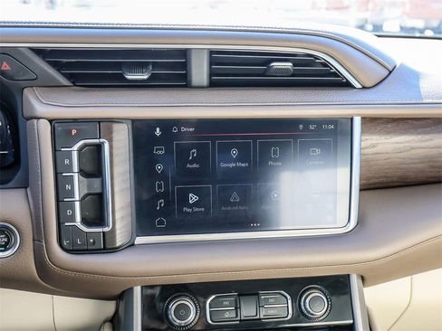 Used 2022 GMC Yukon Denali image 38