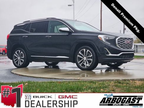 Used 2020 GMC Terrain Denali w/ Denali Premium Package image 1