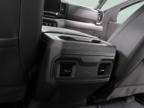 Used 2025 Chevrolet Silverado 2500 LT w/ Trail Boss Package AWD/4WD image 23