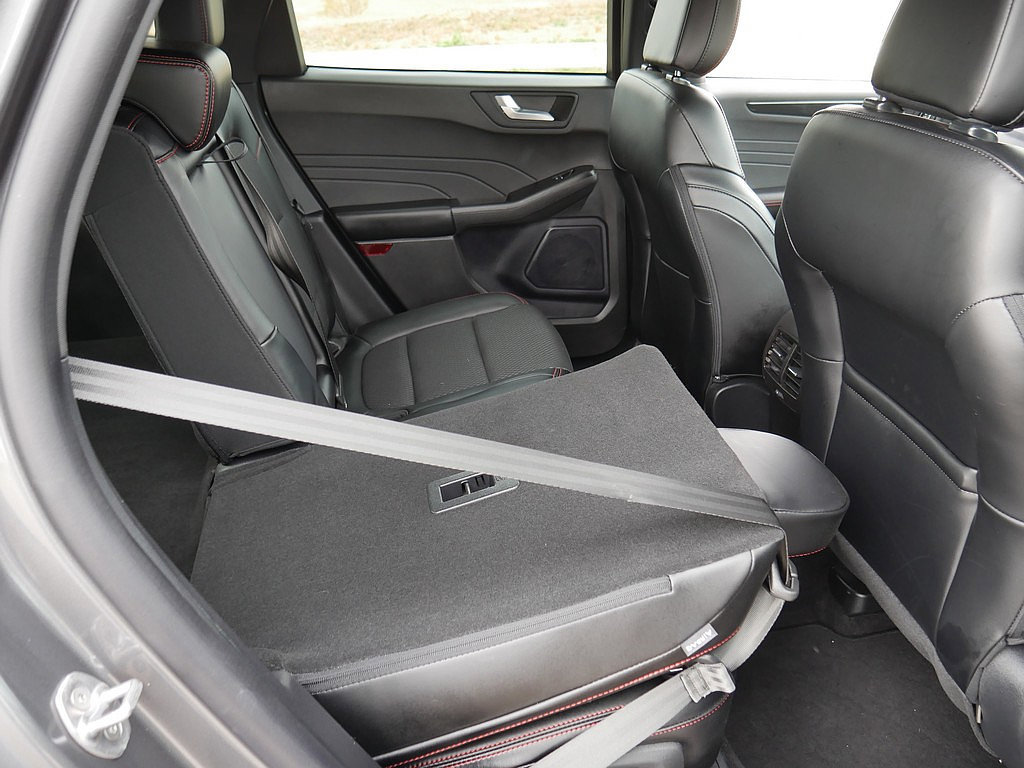 Used 2024 Ford Escape ST-Line w/ Tech Pack #1 AWD/4WD image 49