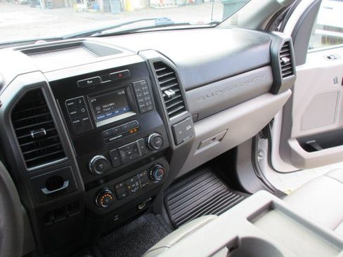 Used 2019 Ford F550 4x4 Crew Cab Super Duty image 15