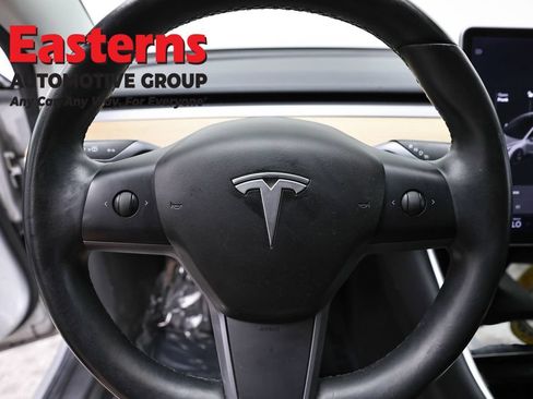 Used 2018 Tesla Model 3 Long Range AWD/4WD image 10