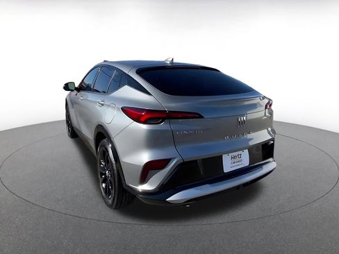 Used 2025 Buick Envista Sport Touring image 11