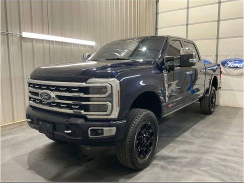 Used 2024 Ford F250 Platinum AWD/4WD image 5