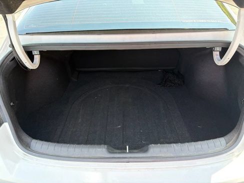 Used 2023 Hyundai Elantra SEL w/ Convenience Package FWD image 11