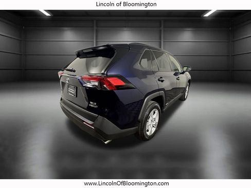 Used 2019 Toyota RAV4 XLE image 6