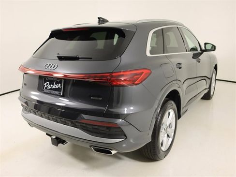 New 2025 Audi Q5 Premium image 5