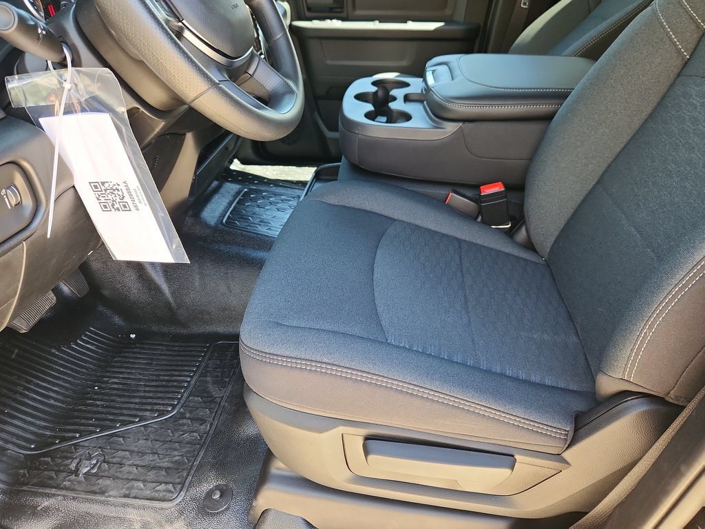 New 2026 RAM 3500 Tradesman AWD/4WD image 7