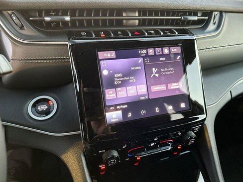 New 2025 Jeep Grand Cherokee L Laredo w/ Luxury Tech Group I image 16