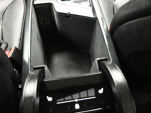 Used 2019 Volvo XC90 T6 Momentum w/ Protection Package Premier image 25