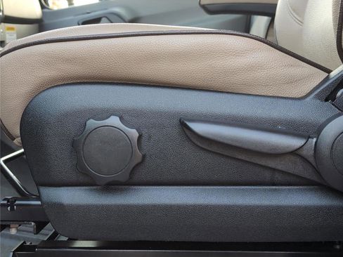 Used 2016 Mercedes-Benz Sprinter 3500 image 14