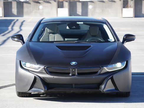 Used 2015 BMW i8 image 5