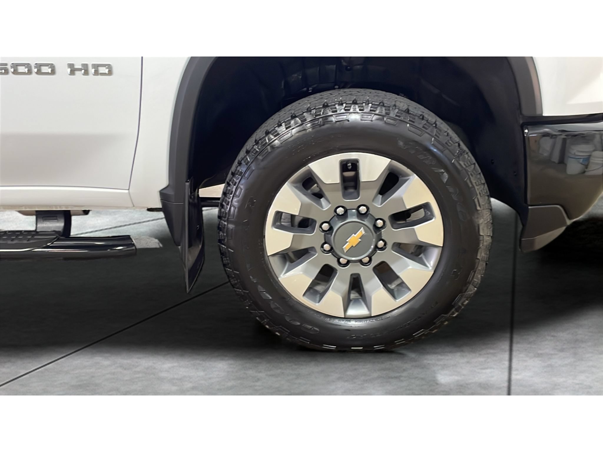 Used 2026 Chevrolet Silverado 2500 Custom w/ Custom Value Package AWD/4WD image 18