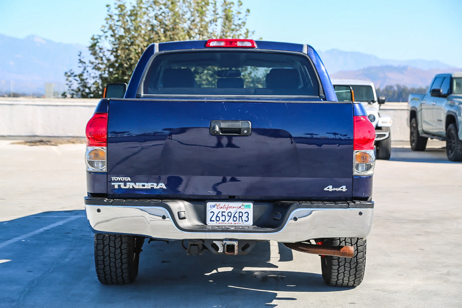 Used 2007 Toyota Tundra Limited w/ TRD Off-Road Pkg AWD/4WD image 6