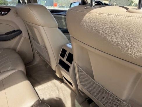 Used 2016 Mercedes-Benz GL 450 4MATIC image 24