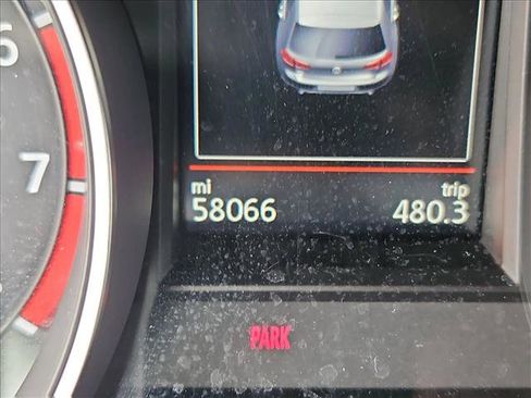 Used 2017 Volkswagen GTI Sport image 11