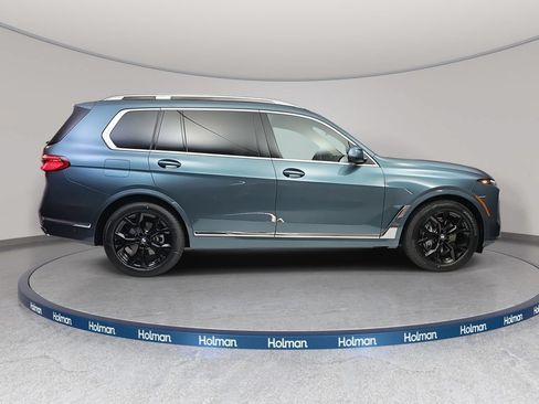 Used 2026 BMW X7 xDrive40i AWD/4WD image 6