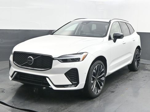 New 2026 Volvo XC60 B5 Ultra w/ Protection Package Premier image 3