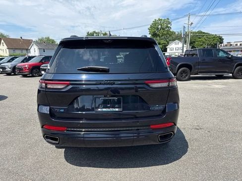 Used 2023 Jeep Grand Cherokee 30th Anniversary AWD/4WD image 7