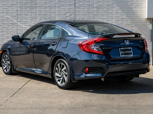 Used 2016 Honda Civic EX image 10