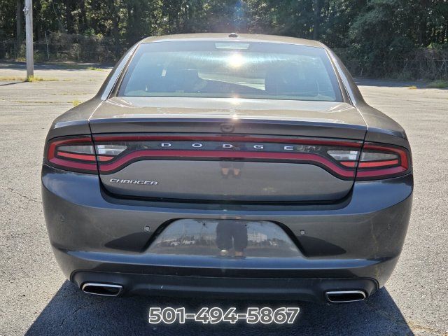 Used 2022 Dodge Charger SXT RWD image 4