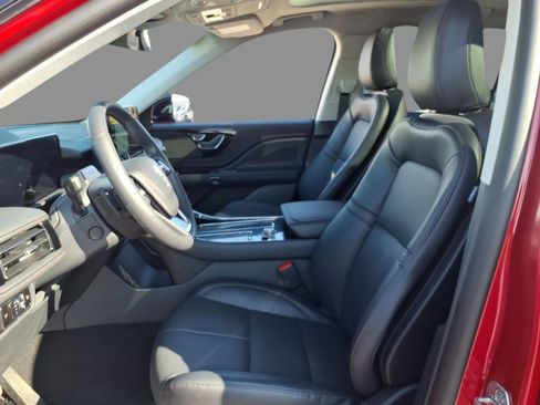 New 2026 Lincoln Aviator AWD image 19