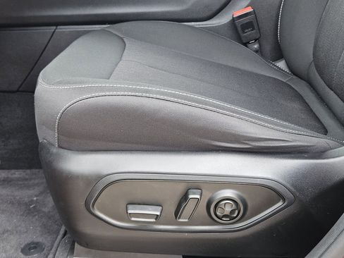 Used 2025 Jeep Grand Cherokee L Laredo AWD/4WD image 18