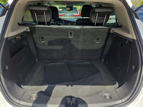 Used 2018 Buick Encore Essence FWD image 14