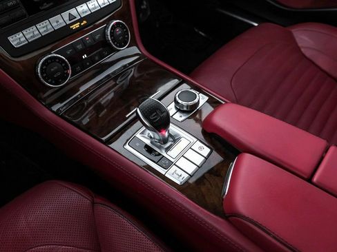 Used 2016 Mercedes-Benz SL 550 image 24