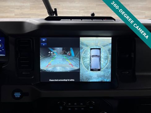 Used 2024 Ford Bronco Wildtrak image 7