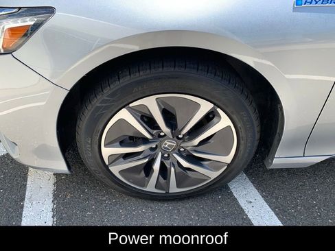 Used 2019 Honda Accord EX image 9