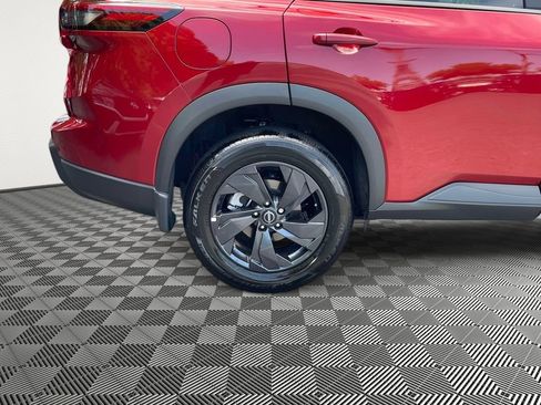Used 2026 Nissan Rogue SV FWD image 7